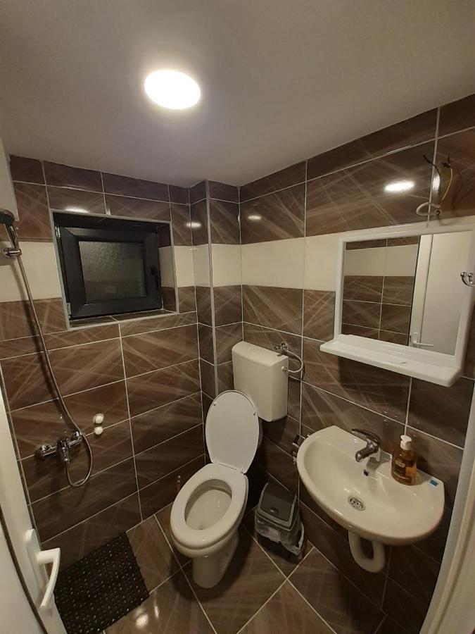 Std Cvetkovic Bed & Breakfast Crni Vrh Exterior photo